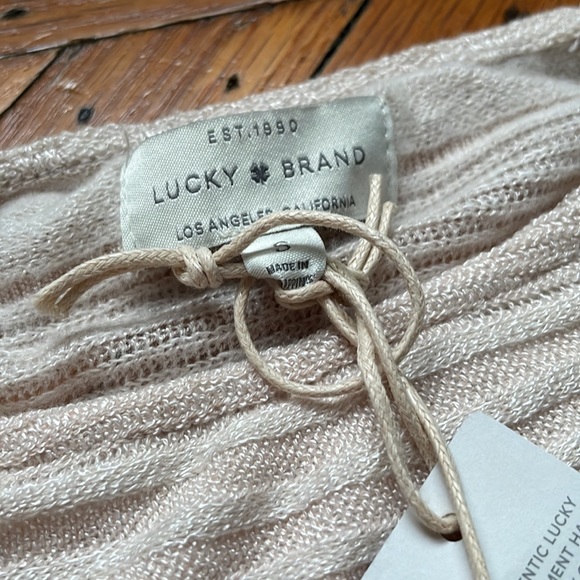 Lucky Brand Boat Neck Ruched Sleeve Top NWT - Picture 4 of 5